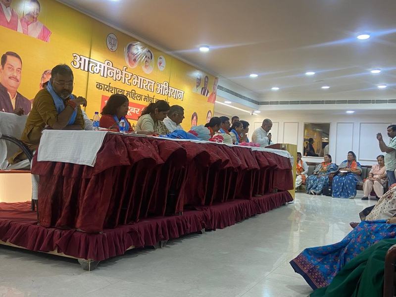 Regional workshop of ‘Atmanirbhar Bharat – Swadeshi Sankalp Abhiyan’, Agra