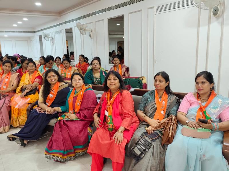 Regional workshop of ‘Atmanirbhar Bharat – Swadeshi Sankalp Abhiyan’, Agra