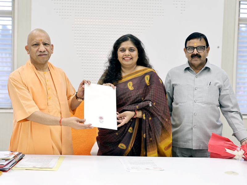 Meeting Chief Minister Yogi Adityanath