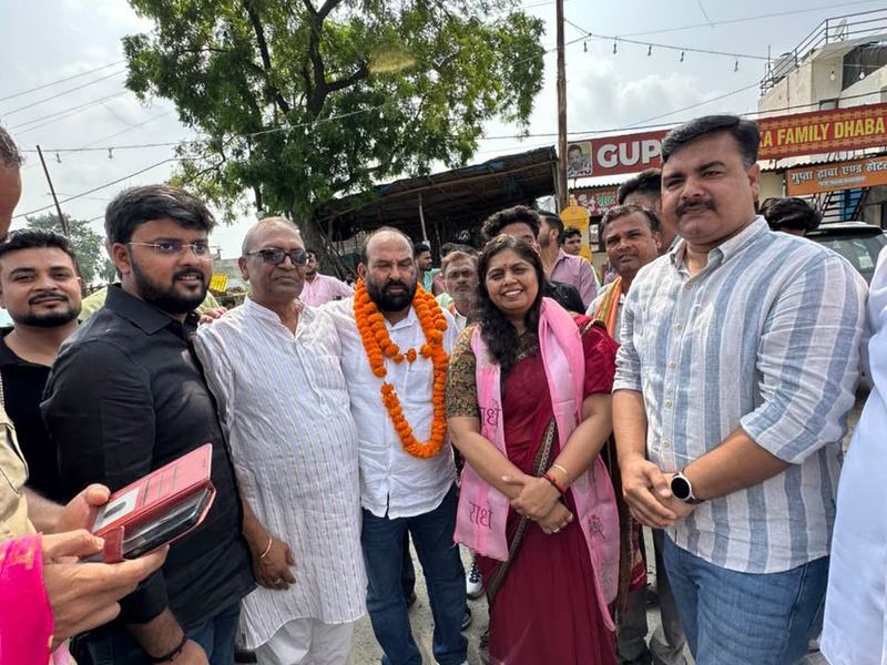 Welcome reception at Fatehganj East