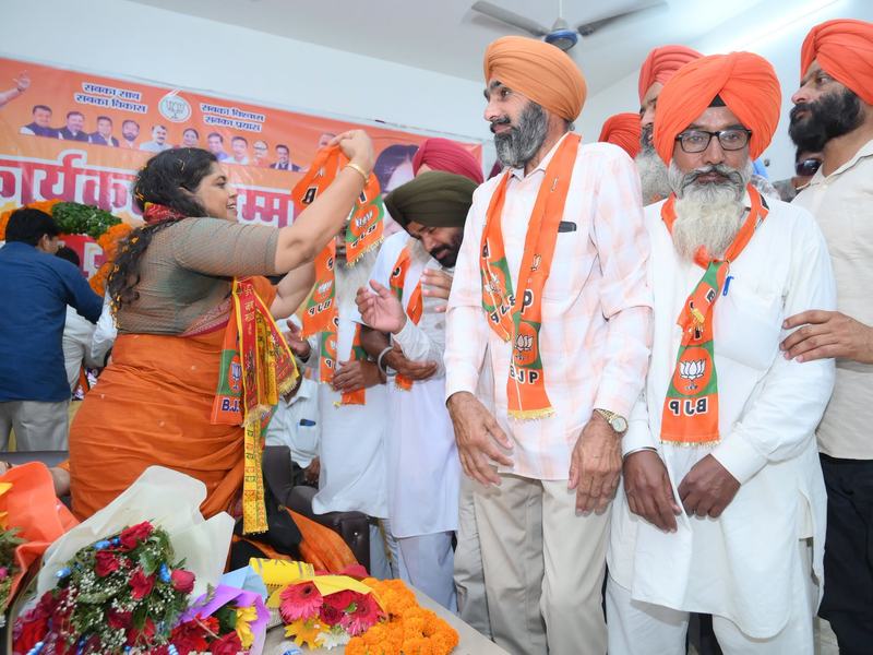 Workers' felicitation and padyatra, Baheri