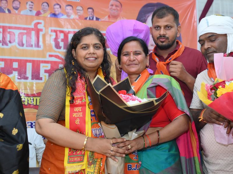 Workers' felicitation and padyatra, Baheri